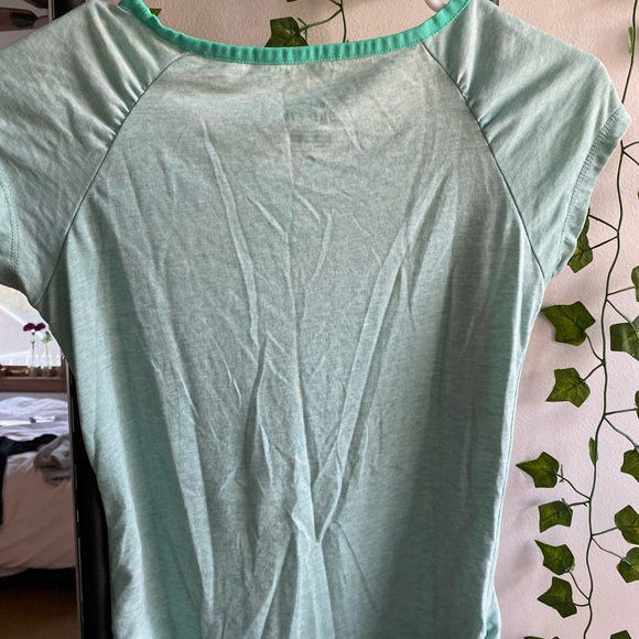 Teal Nike short sleeve shirts - Picture 2 of 2